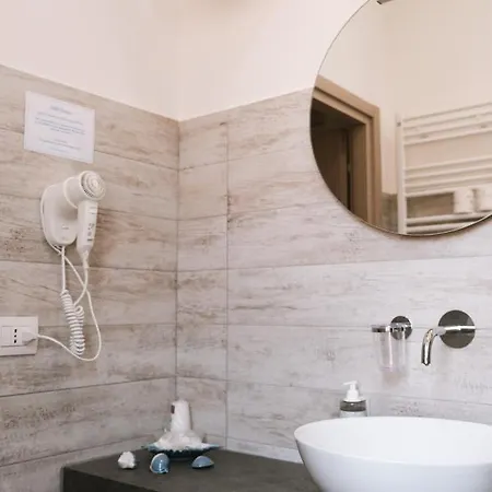 Vienna Hotel 3*