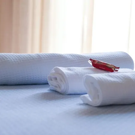 Vienna Hotel 3*